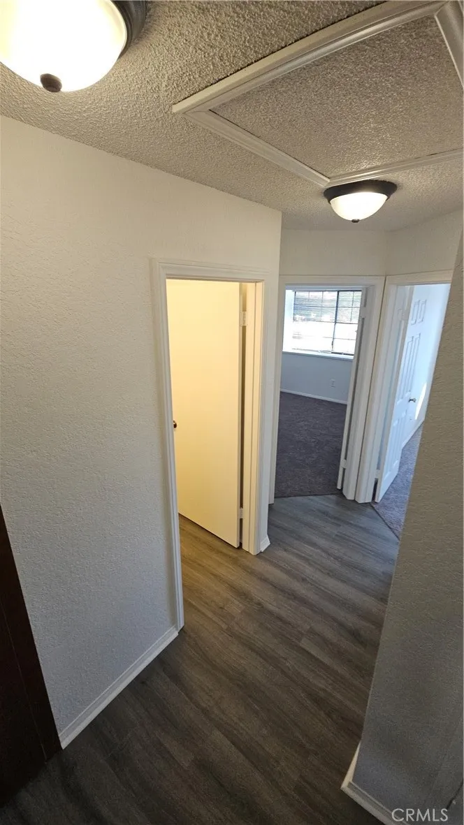 39005 161st Street E, Palmdale, California 93591 home-pic-10